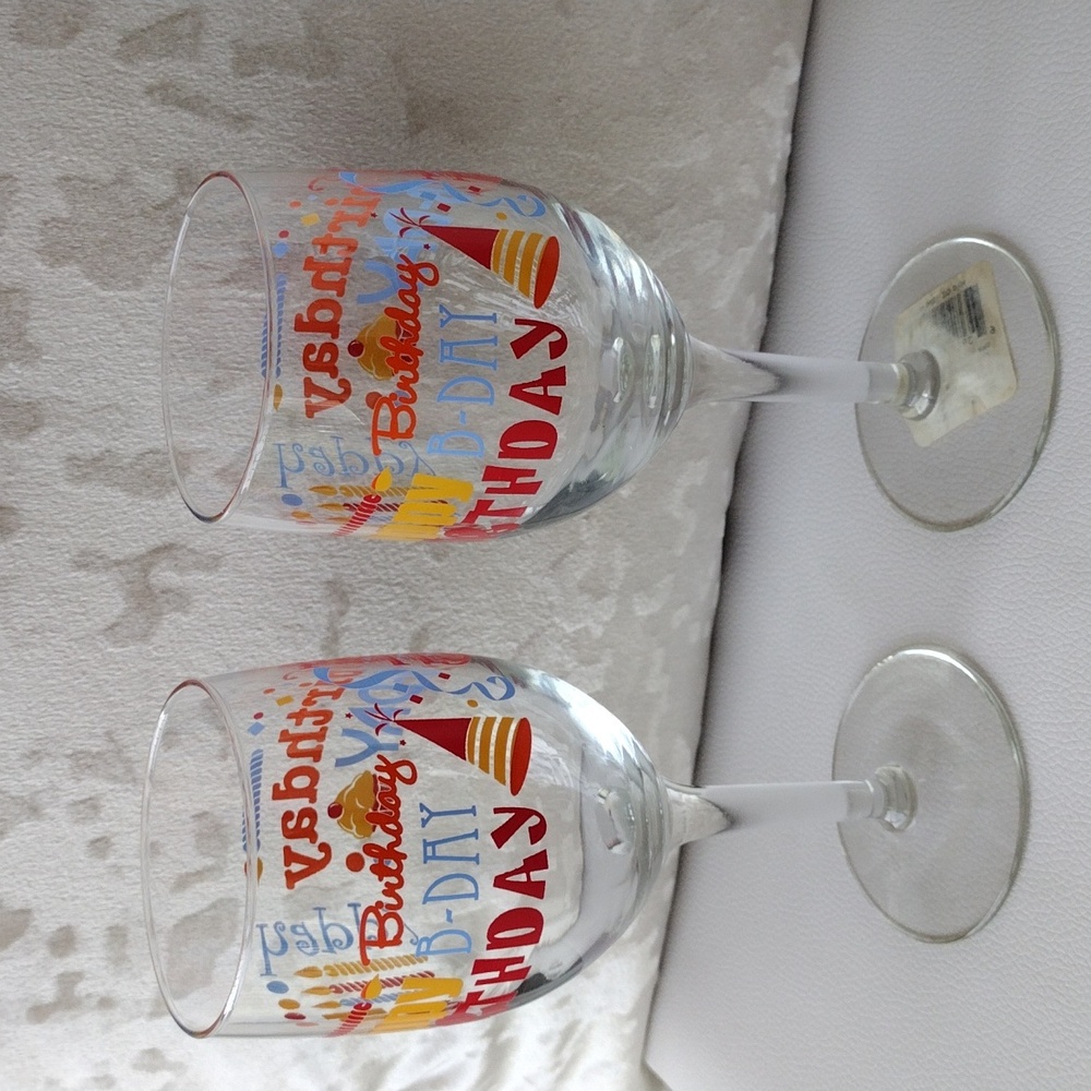 Birthday Wine Glasses with Colorful Design - Picture 7 of 10